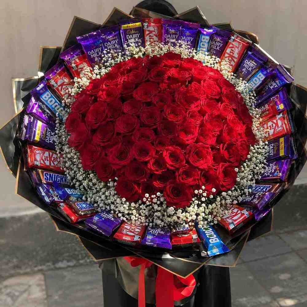 Professional flower delivery in Lahore featuring a rose and chocolate bouquet.